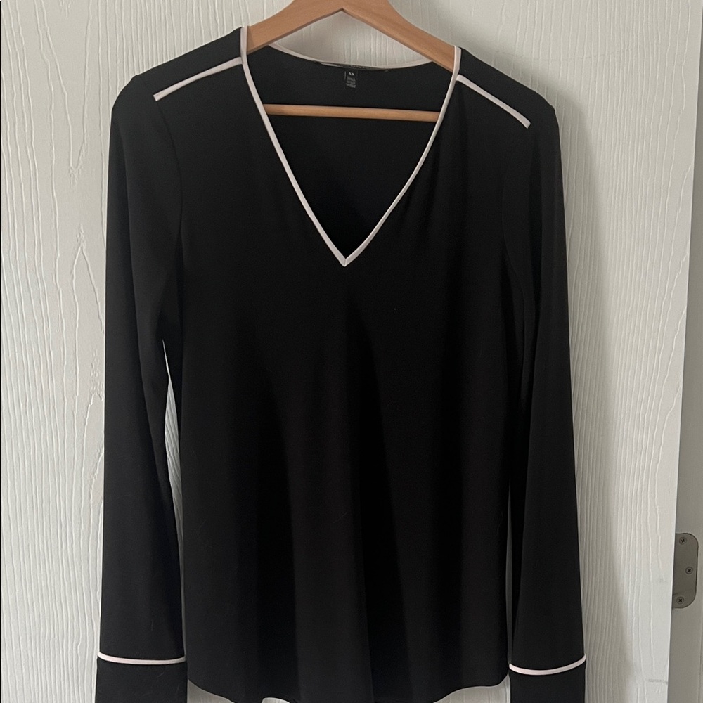 Whbm v neck blouse black XS